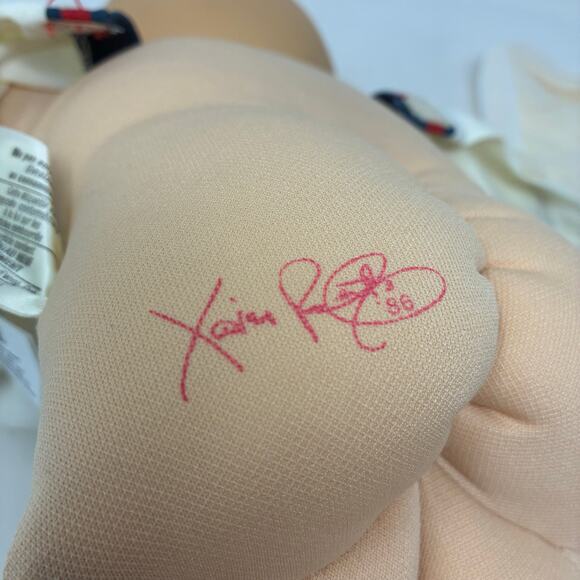 Vintage 1980s Cabbage Patch Kids MLB 'Angels ' Doll - Picture 13 of 14